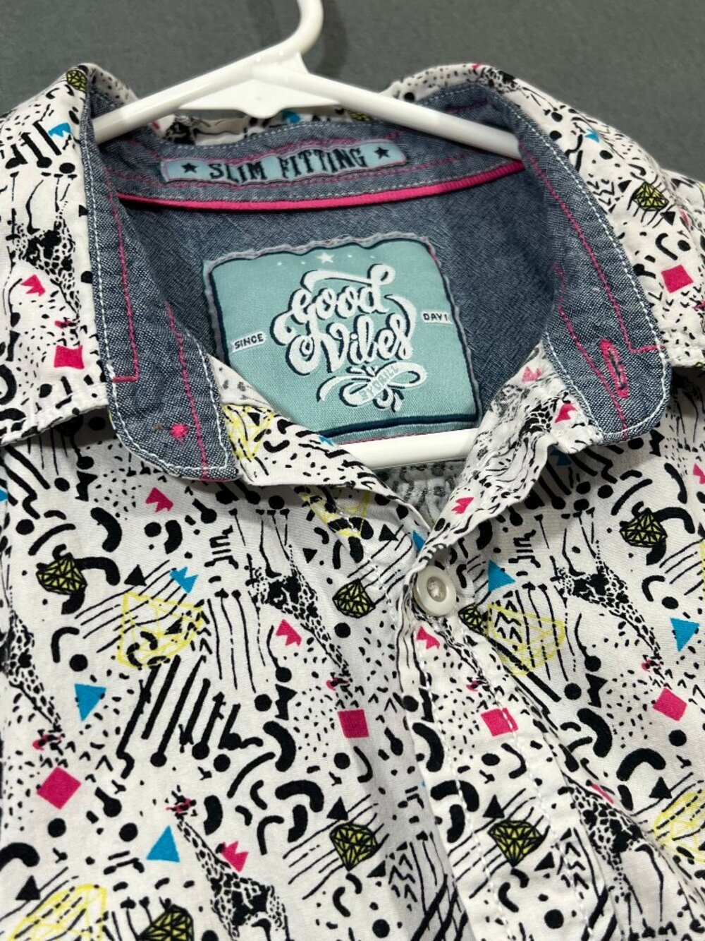 Good Vibes By Drill Slim Fit 80's Retro Print Memphis Design S/S Shirt LARGE